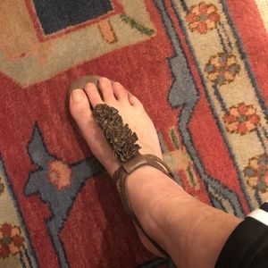Frye Thong Sandal Laurel Flower 7 Gray leather